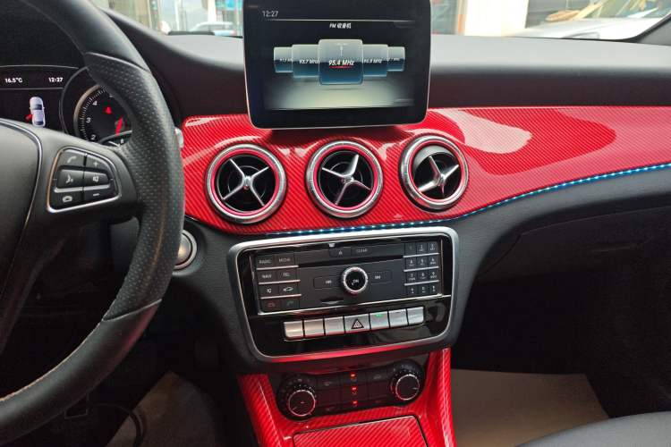 Used Mercedes-Benz CLA 2017 Refreshed CLA 200 Sport Edition Audio And AC Panel