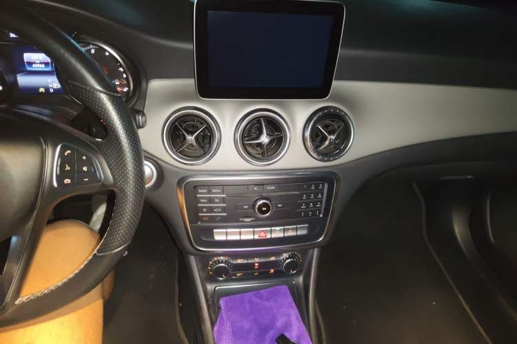 Used Mercedes-Benz CLA 2017 CLA 200 Sport Edition Audio And AC Panel
