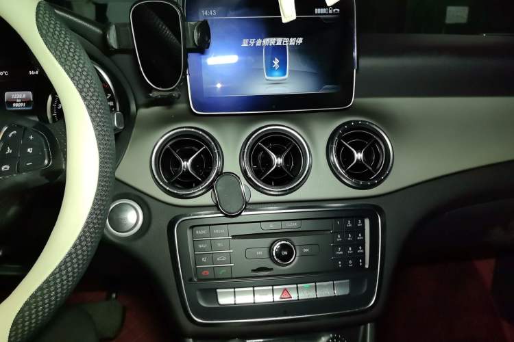 Used Mercedes-Benz CLA 2017 CLA 200 Sport Edition Audio And AC Panel