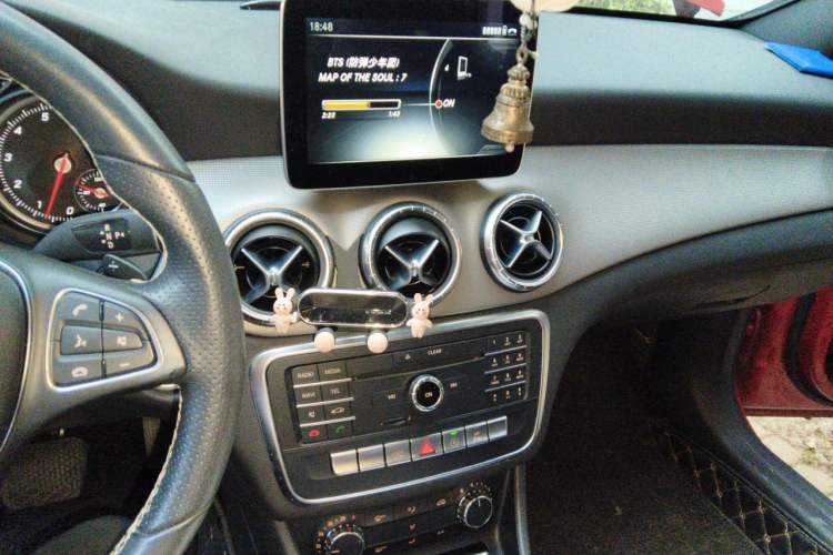 Used Mercedes-Benz CLA 2017 CLA 200 Style Edition Audio And AC Panel