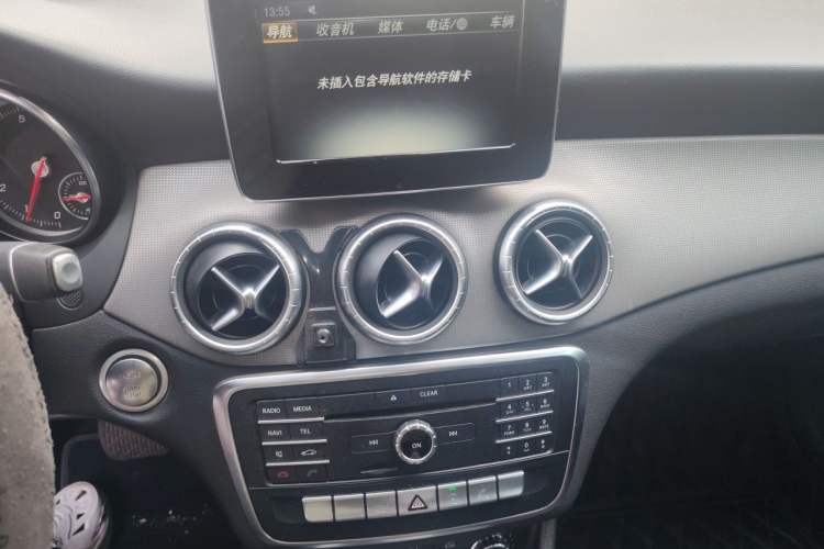 Used Mercedes-Benz CLA 2017 CLA 200 Style Edition Audio And AC Panel