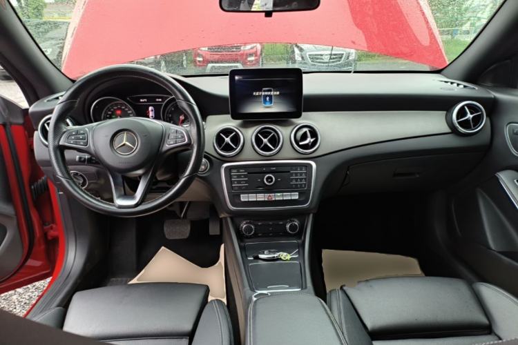 Used Mercedes-Benz CLA 2017 Facelifted CLA 200 Stylish Edition Center Console