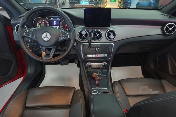 Used Mercedes-Benz CLA 2017 CLA 200 Sport Edition Center Console