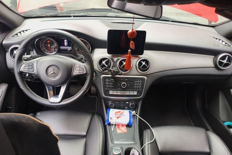 Used Mercedes-Benz CLA 2017 CLA 200 Sport Edition Center Console