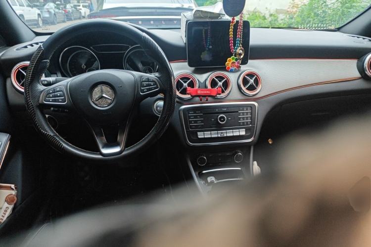 Used Mercedes-Benz CLA 2017 Facelifted CLA 200 Stylish Edition Center Console