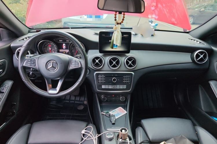 Used Mercedes-Benz CLA 2017 Facelifted CLA 200 Stylish Edition Center Console