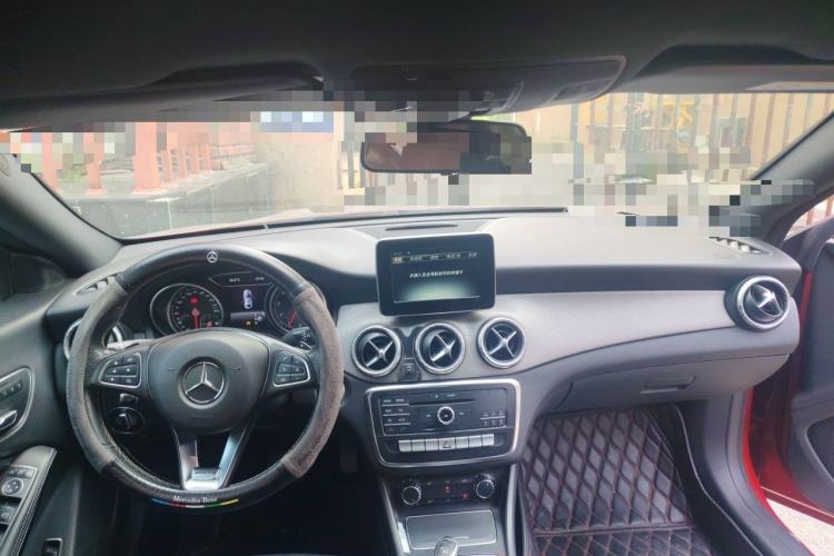 Used Mercedes-Benz CLA 2017 CLA 200 Style Edition Center Console
