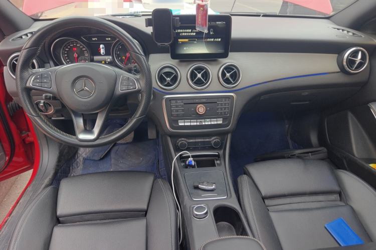 Used Mercedes-Benz CLA 2017 Facelifted CLA 200 Stylish Edition Center Console