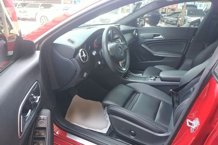 Used Mercedes-Benz CLA 2017 CLA 200 Style Edition Driver Seat