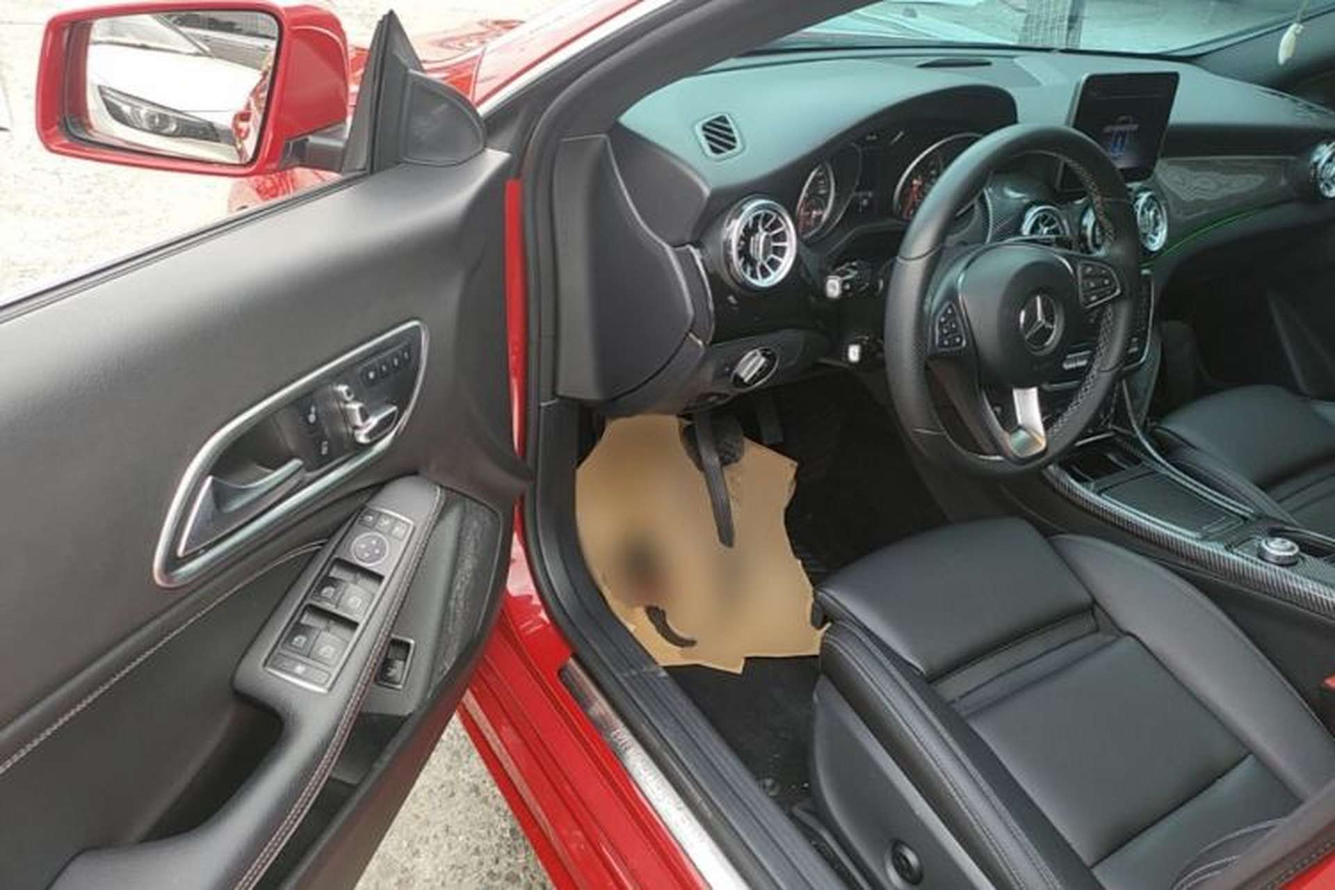 Used Mercedes-Benz CLA 2017 Facelifted CLA 200 Stylish Edition Driver Seat