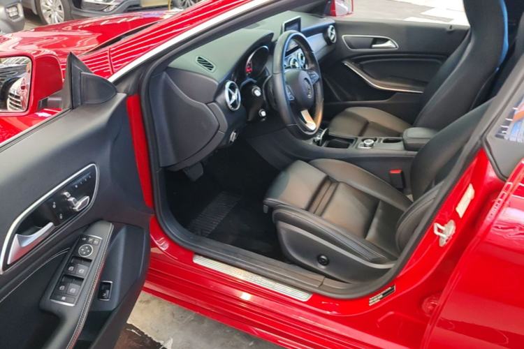 Used Mercedes-Benz CLA 2017 CLA 200 Style Edition Driver Seat