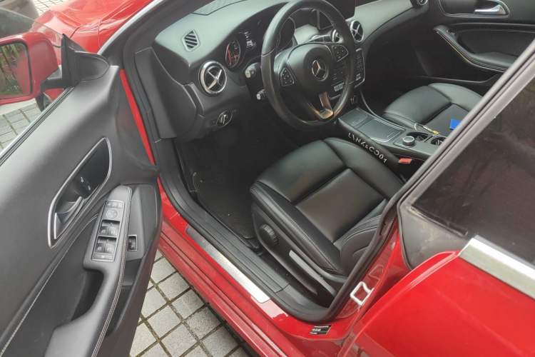 Used Mercedes-Benz CLA 2017 CLA 200 Sport Edition Driver Seat
