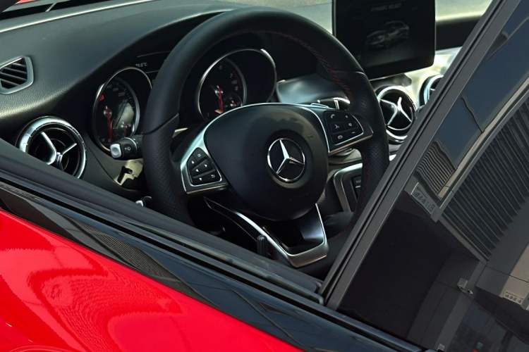 Used Mercedes-Benz CLA 2017 Refreshed CLA 220 4MATIC Exterior 9