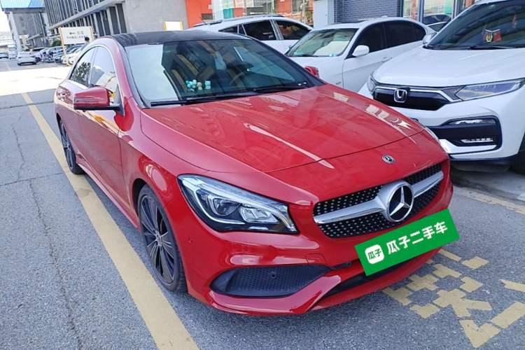 Used Mercedes-Benz CLA 2017 Facelifted CLA 200 Stylish Edition Front Right 45 Deg