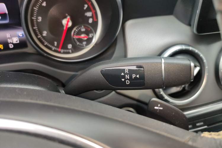 Used Mercedes-Benz CLA 2017 CLA 200 Style Edition Gear Lever