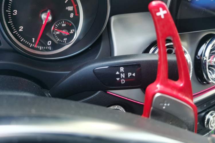 Used Mercedes-Benz CLA 2017 Refreshed CLA 220 4MATIC Gear Lever