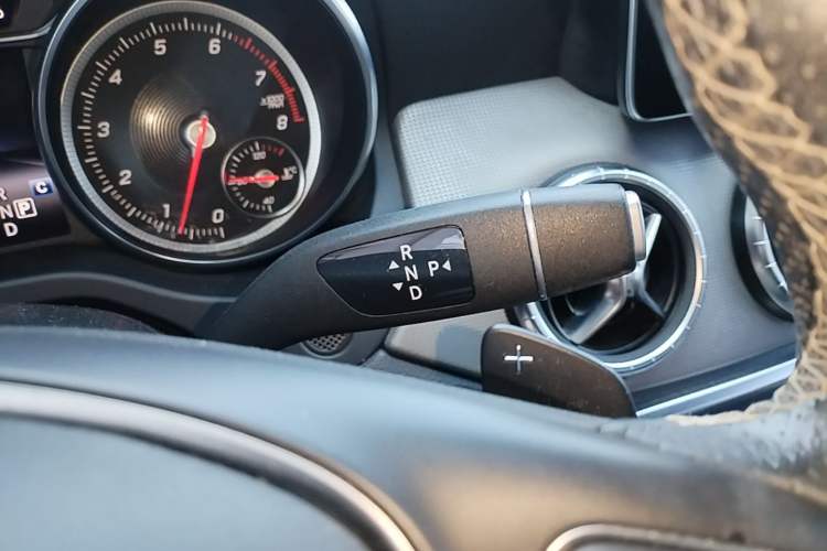 Used Mercedes-Benz CLA 2017 Facelifted CLA 200 Stylish Edition Gear Lever