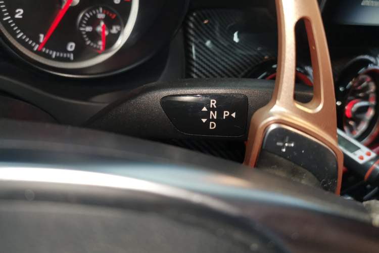 Used Mercedes-Benz CLA 2017 Refreshed CLA 220 4MATIC Gear Lever