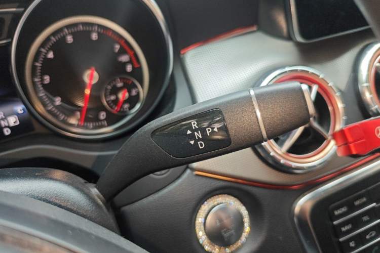 Used Mercedes-Benz CLA 2017 Facelifted CLA 200 Stylish Edition Gear Lever