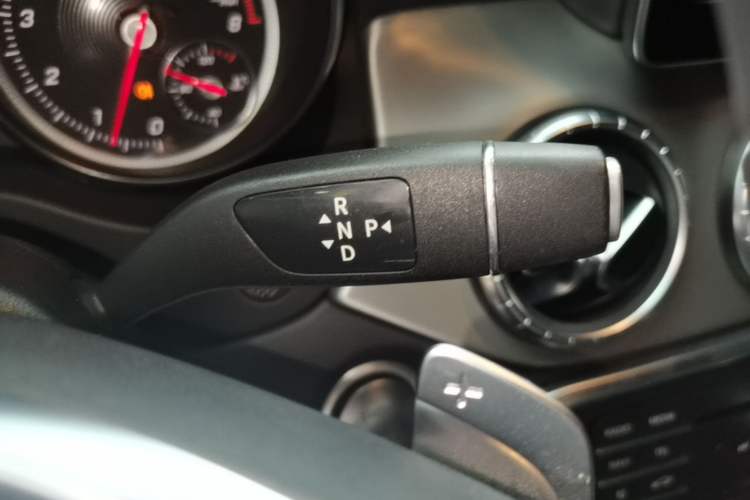 Used Mercedes-Benz CLA 2017 CLA 220 4MATIC Gear Lever