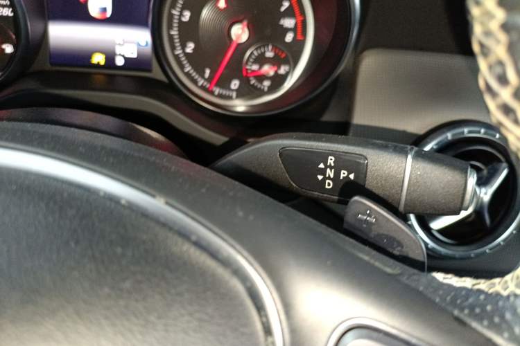 Used Mercedes-Benz CLA 2017 Facelifted CLA 200 Stylish Edition Gear Lever