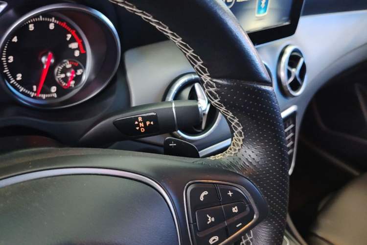 Used Mercedes-Benz CLA 2017 CLA 200 Style Edition Gear Lever