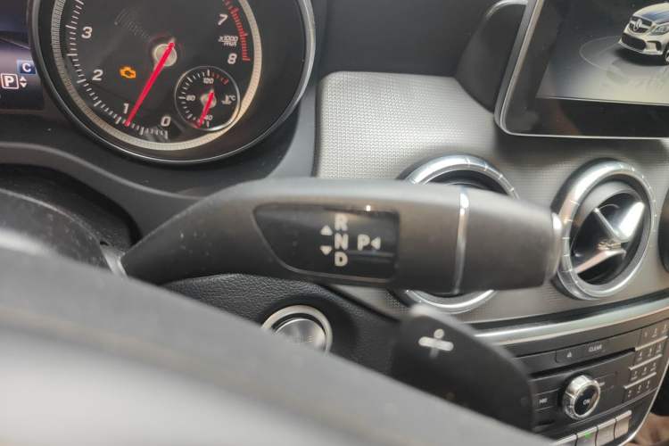 Used Mercedes-Benz CLA 2017 CLA 200 Sport Edition Gear Lever