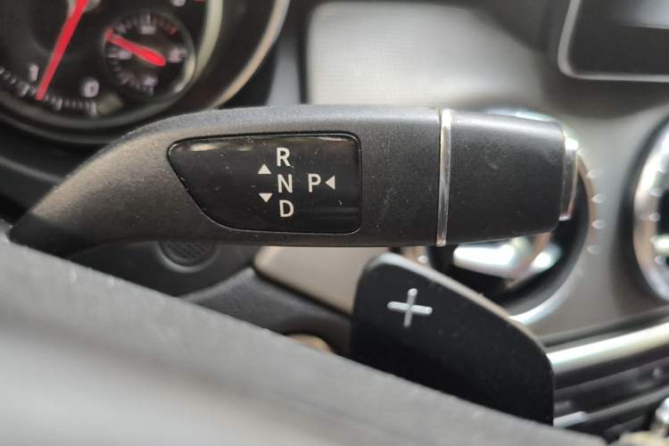 Used Mercedes-Benz CLA 2017 CLA 200 Style Edition Gear Lever