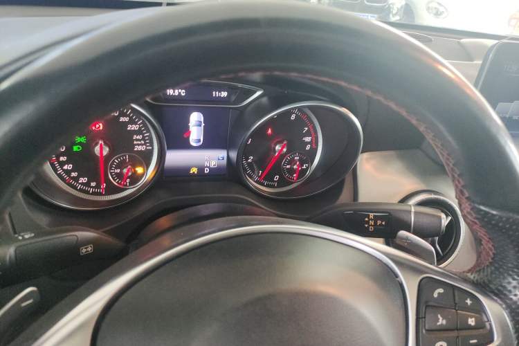 Used Mercedes-Benz CLA 2017 Refreshed CLA 220 4MATIC Gear Lever