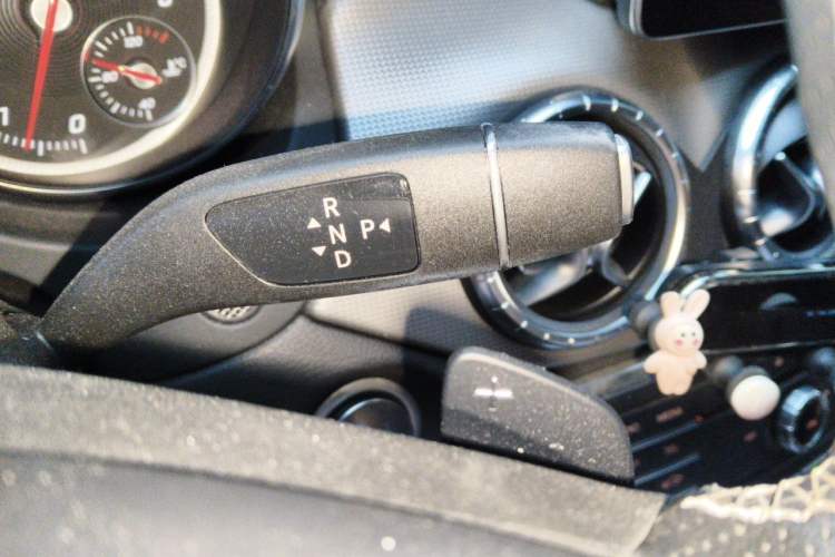 Used Mercedes-Benz CLA 2017 CLA 200 Style Edition Gear Lever