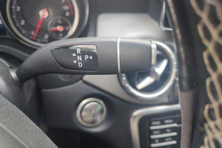 Used Mercedes-Benz CLA 2017 CLA 200 Style Edition Gear Lever