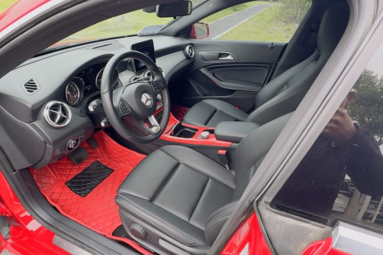 Used Mercedes-Benz CLA 2017 Refreshed CLA 200 Sport Edition Interior 1
