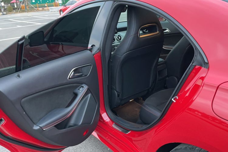 Used Mercedes-Benz CLA 2017 Refreshed CLA 220 4MATIC Interior 2