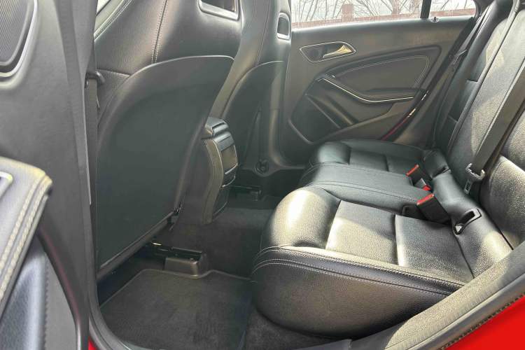 Used Mercedes-Benz CLA 2017 Refreshed CLA 200 Sport Edition Interior 2