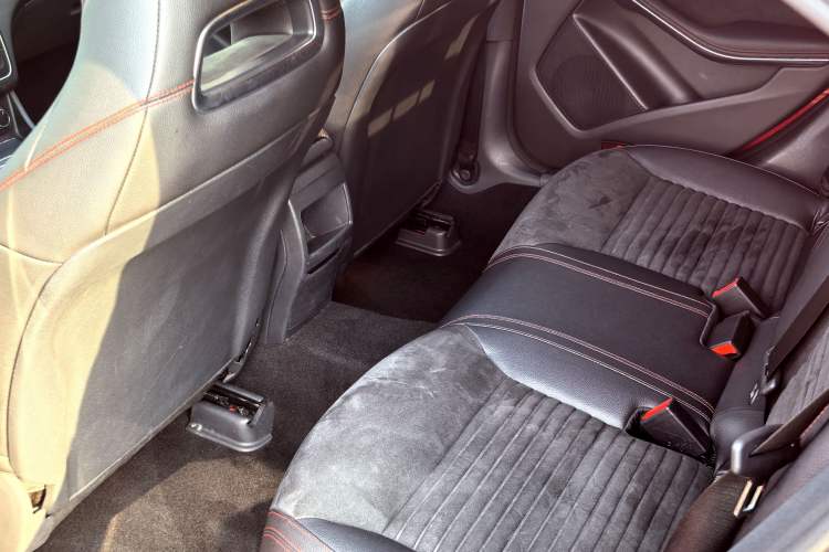 Used Mercedes-Benz CLA 2017 Refreshed CLA 220 4MATIC Interior 2