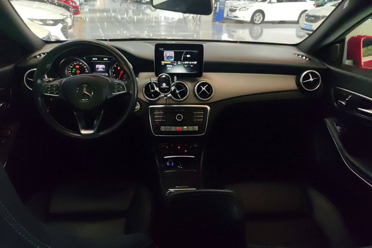 Used Mercedes-Benz CLA 2017 Facelifted CLA 200 Stylish Edition Interior 3