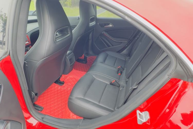Used Mercedes-Benz CLA 2017 Refreshed CLA 200 Sport Edition Interior 4