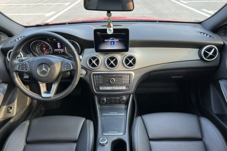 Used Mercedes-Benz CLA 2017 Refreshed CLA 200 Sport Edition Interior 5