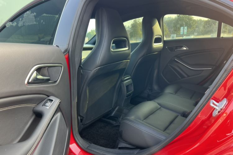 Used Mercedes-Benz CLA 2017 Refreshed CLA 200 Sport Edition Interior 6