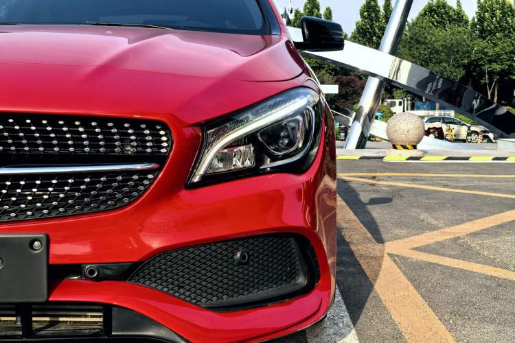 Used Mercedes-Benz CLA 2017 Refreshed CLA 220 4MATIC Left Front Headlight
