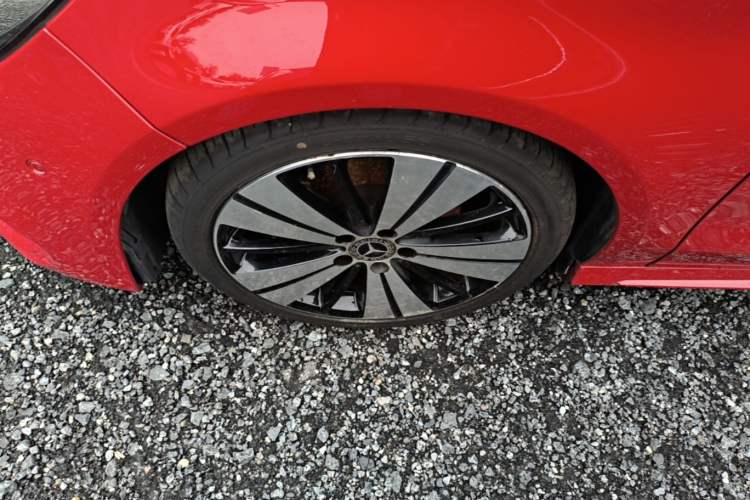 Used Mercedes-Benz CLA 2017 Facelifted CLA 200 Stylish Edition Left Front Wheel Hub