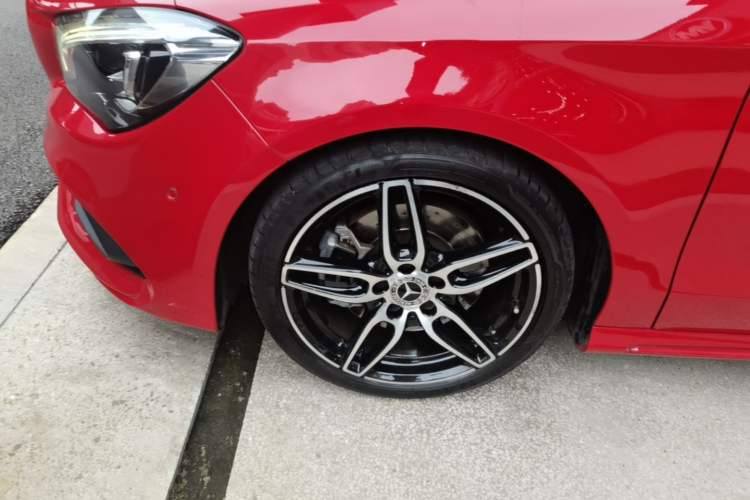 Used Mercedes-Benz CLA 2017 CLA 220 4MATIC Left Front Wheel Hub
