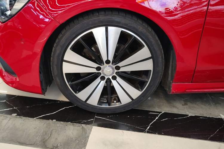 Used Mercedes-Benz CLA 2017 CLA 200 Style Edition Left Front Wheel Hub