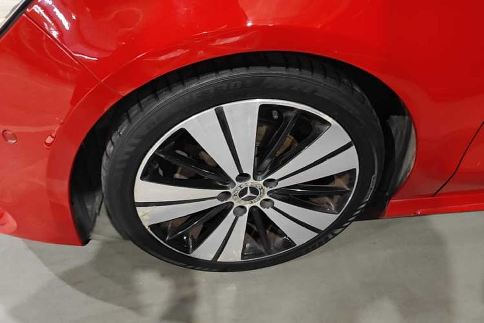 Used Mercedes-Benz CLA 2017 Facelifted CLA 200 Stylish Edition Left Front Wheel Hub