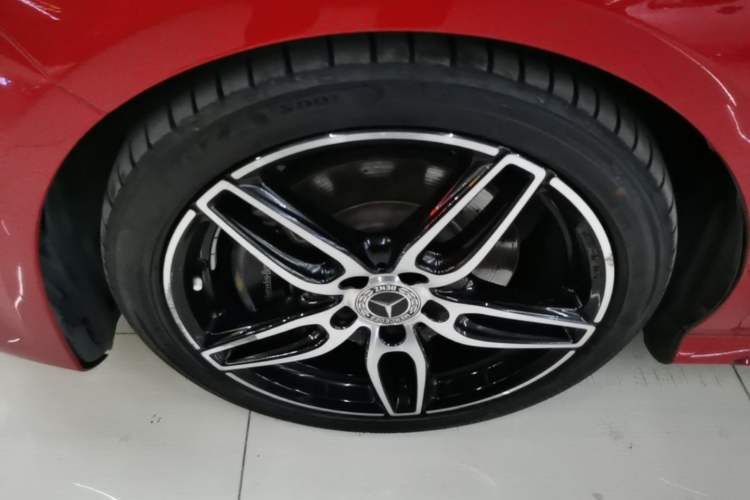 Used Mercedes-Benz CLA 2017 Refreshed CLA 220 4MATIC Left Front Wheel Hub