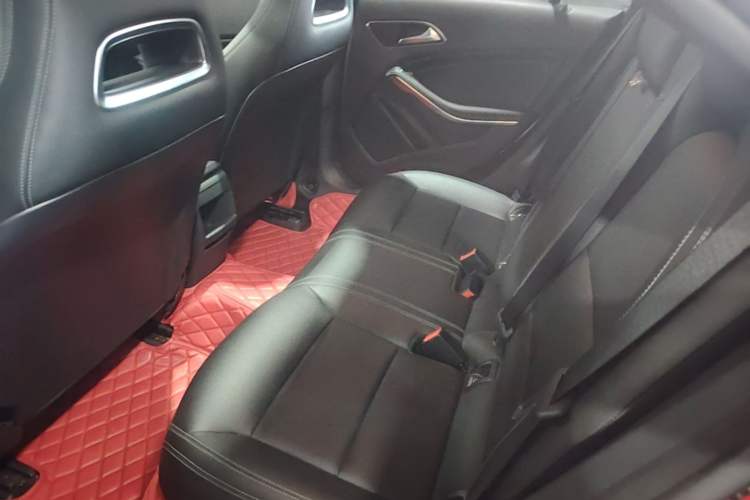 Used Mercedes-Benz CLA 2017 Refreshed CLA 200 Sport Edition Left Rear Seat