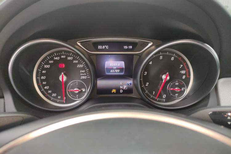 Used Mercedes-Benz CLA 2017 CLA 200 Style Edition Odometer Close Up