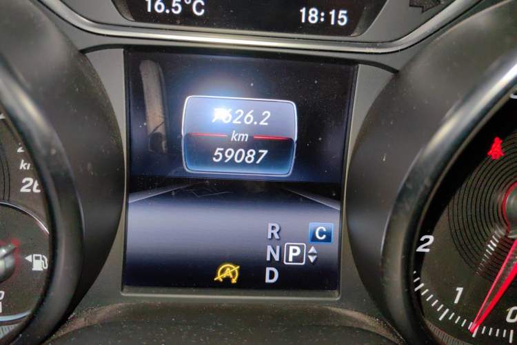 Used Mercedes-Benz CLA 2017 Facelifted CLA 200 Stylish Edition Odometer Close Up
