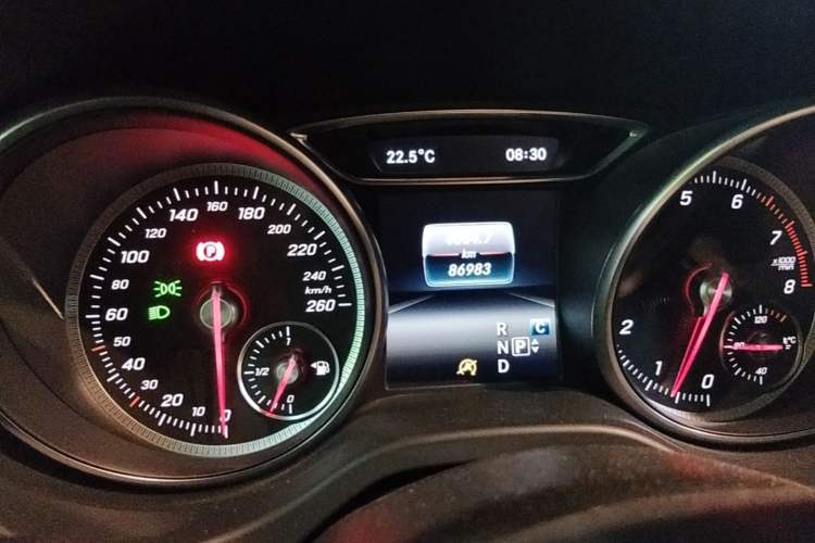Used Mercedes-Benz CLA 2017 Refreshed CLA 220 4MATIC Odometer Close Up