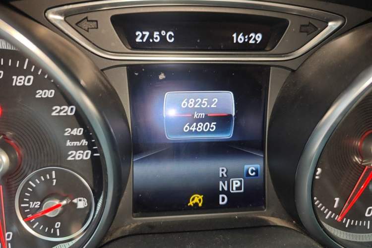 Used Mercedes-Benz CLA 2017 Facelifted CLA 200 Stylish Edition Odometer Close Up
